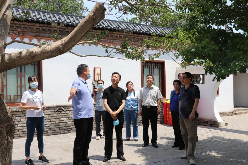 市人大城建環(huán)保委組織人大代表視察調(diào)研邯西生態(tài)區(qū)建設(shè)1.jpg