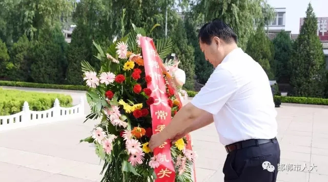 2017-07-01市人大常委會機關(guān)舉行慶祝建黨九十六周年系列活動1.jpg