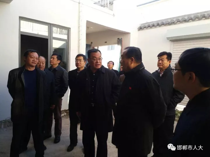 2017-11-24省人大常委會城建環(huán)資工委主任姬振海一行來邯開展主題黨日活動并調(diào)研綠色建筑產(chǎn)業(yè)發(fā)展情況1.jpg