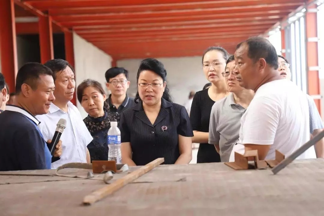 20180718侯華梅副主任到復(fù)興區(qū)視察調(diào)研生態(tài)環(huán)境、美麗鄉(xiāng)村和重點(diǎn)項(xiàng)目建設(shè)3.jpg